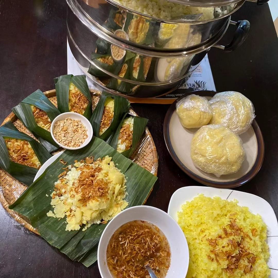 sticky rice with corn sticky rice with corn